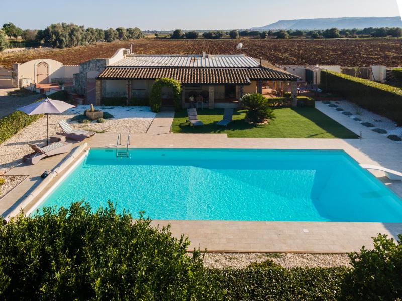 Villa Sambucia - Sicilian Charm, Entirely Private
