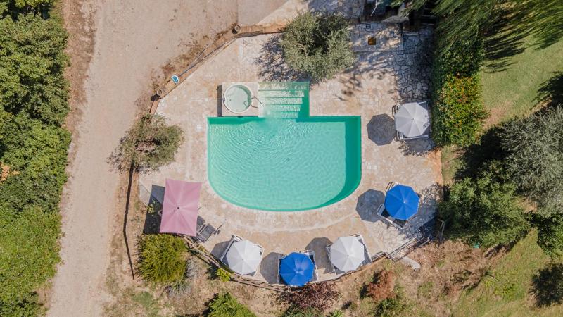 Villa San Lorenzo - Hilltop Villa With Private Pool, Jacuzzi & AirCO