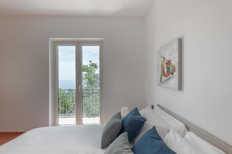 Villa Saretta Amalfi Views Pool & Guest Services by Feeling Italy