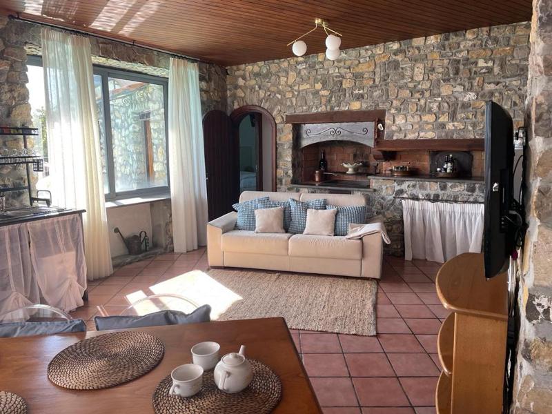 Villa Stone - De Vivo Realty Positano