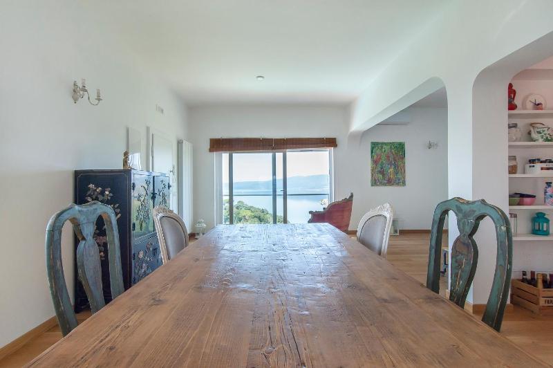 Villa sul lago a 35 minuti da Roma