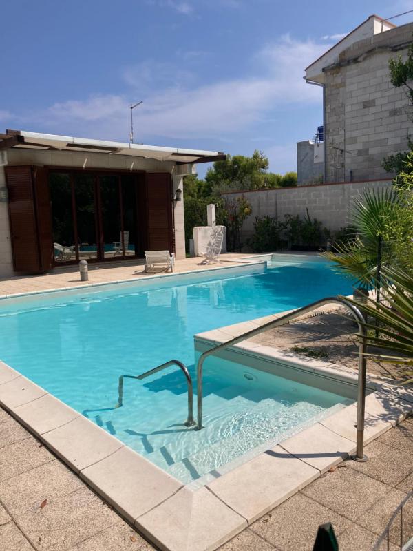 Villa sul mare con piscina privata