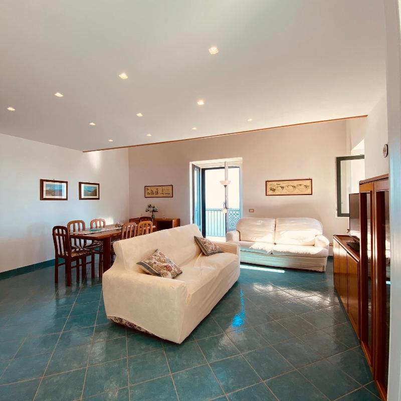 Villa Sunrise. Pool and seaview in Amalfi Coast