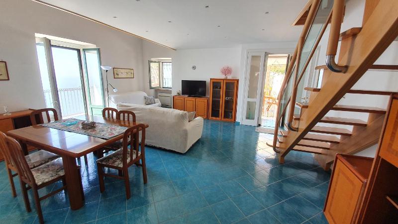 Villa Sunrise. Pool and seaview in Amalfi Coast
