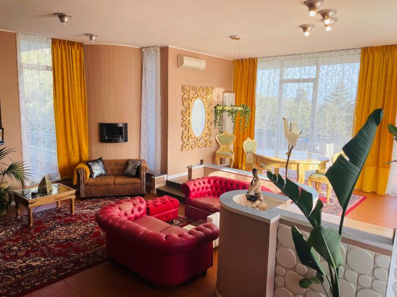 Villa Tanya