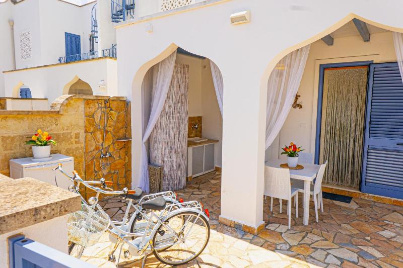 Villa Teresa Elegant & Relaxing Holiday Home with private hydro spa pool