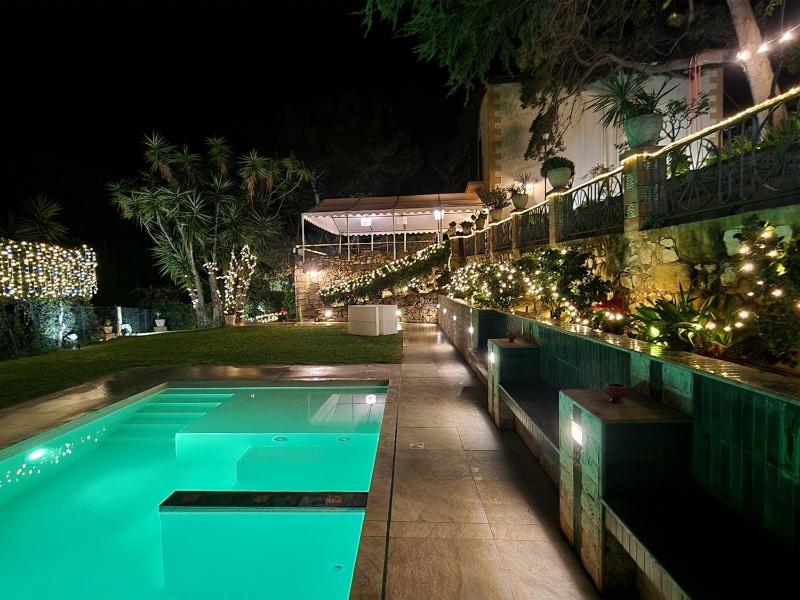 Villa Tommaso Maruggi, Sicilia, con Jacuzzi e piscina privata