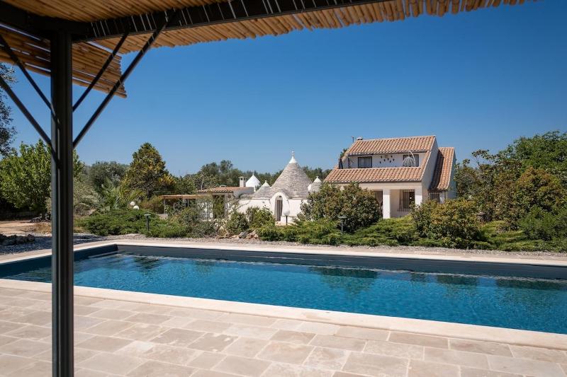 Villa Trullo Cantaluna - Esclusiva villa con trullo e piscina privata