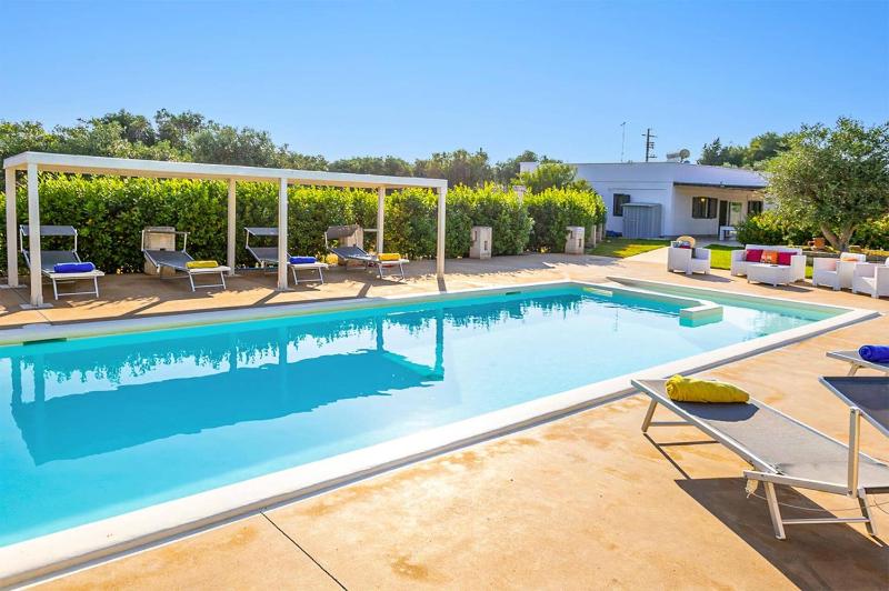 Villa Trullo Lofino by Villa Plus