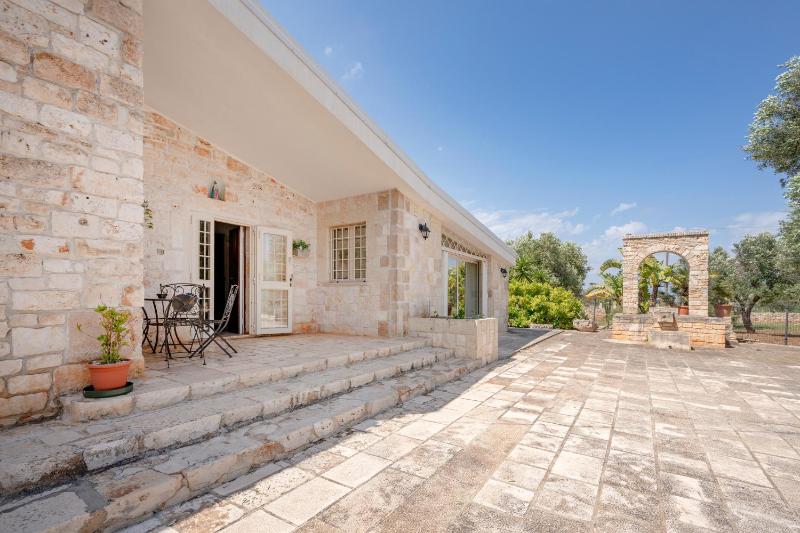 Villa Trullo Ulivo with pool