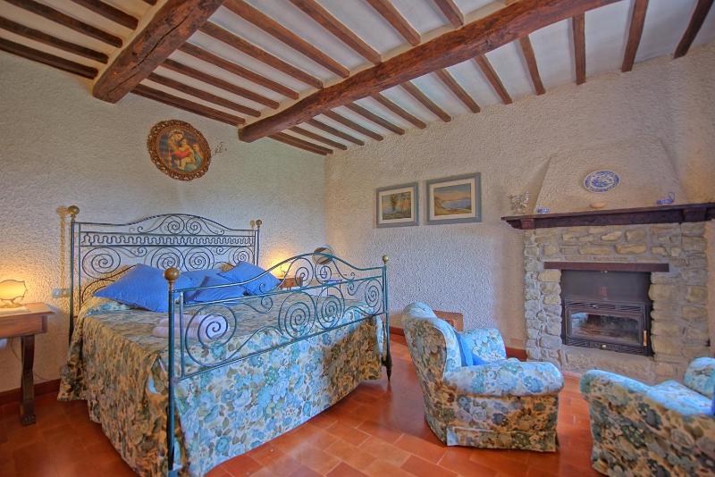 Villa Uccellaia by PosarelliVillas