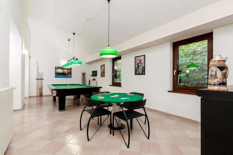 Villa Valleggia with pool