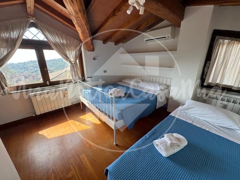 Villa Viviana con Piscina "UnaNotteaCasaMia"