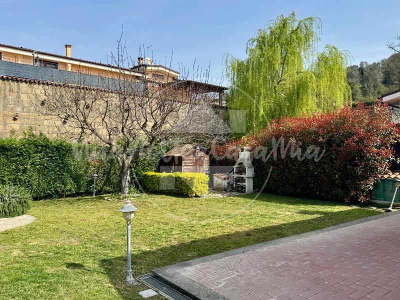 Villa Viviana con Piscina "UnaNotteaCasaMia"