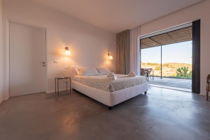 Villa Vogue Retreat - IsulaTravel