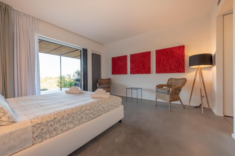 Villa Vogue Retreat - IsulaTravel