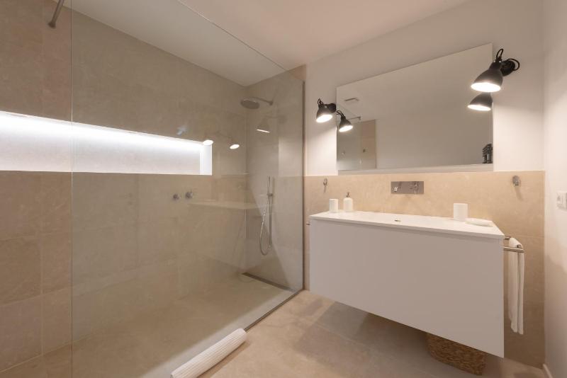 Villa Vogue Retreat - IsulaTravel
