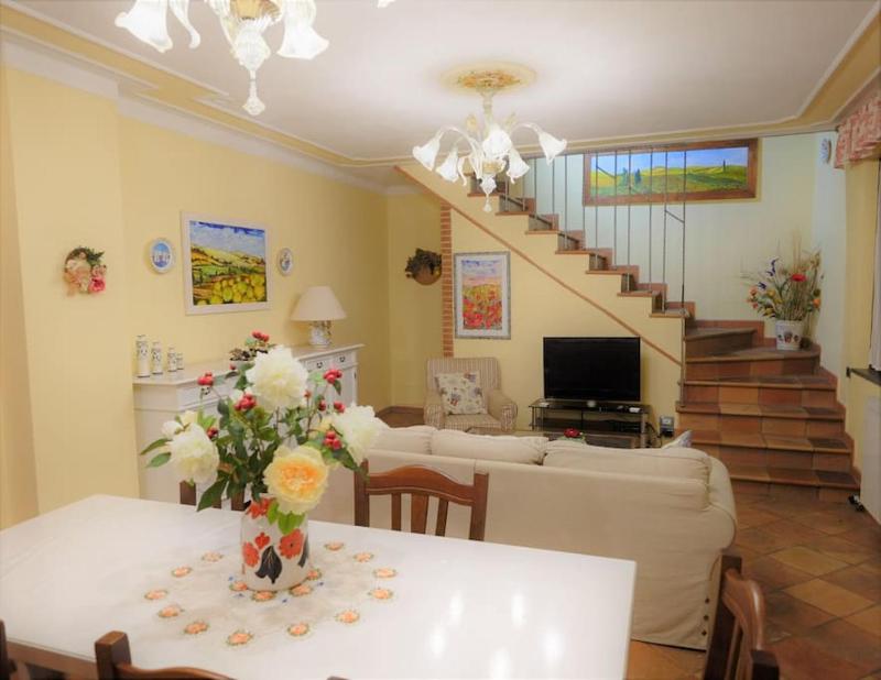 Villa with Pool near 5Terre Firefly