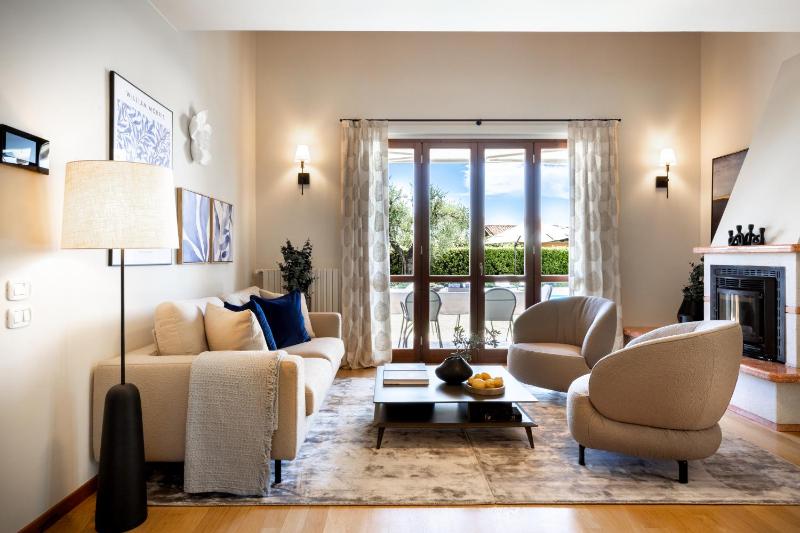 Villa with Private Pool and Garden