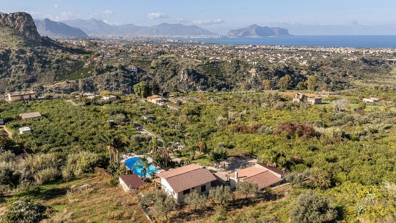 Villa Zagara Swimming Pool and Seaview