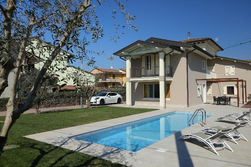 Villa Zarina - ZAvillas - up to 12 people