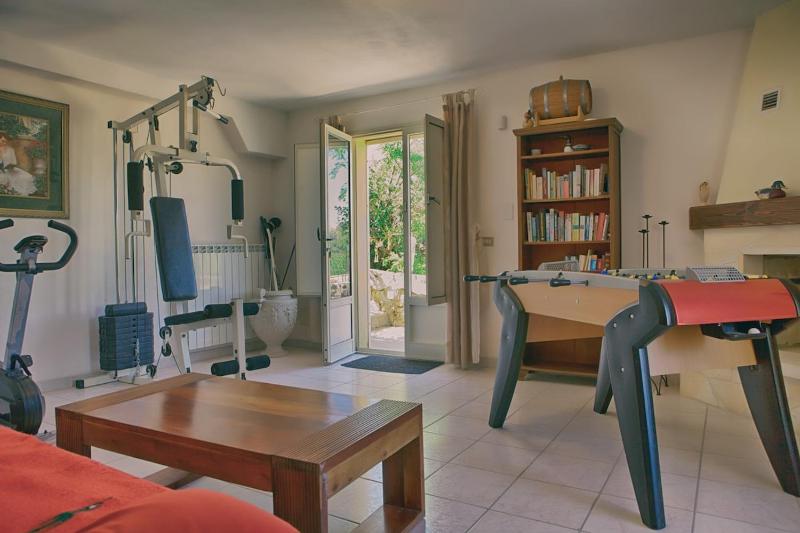 Villamodica a family villa 20 min from the beach