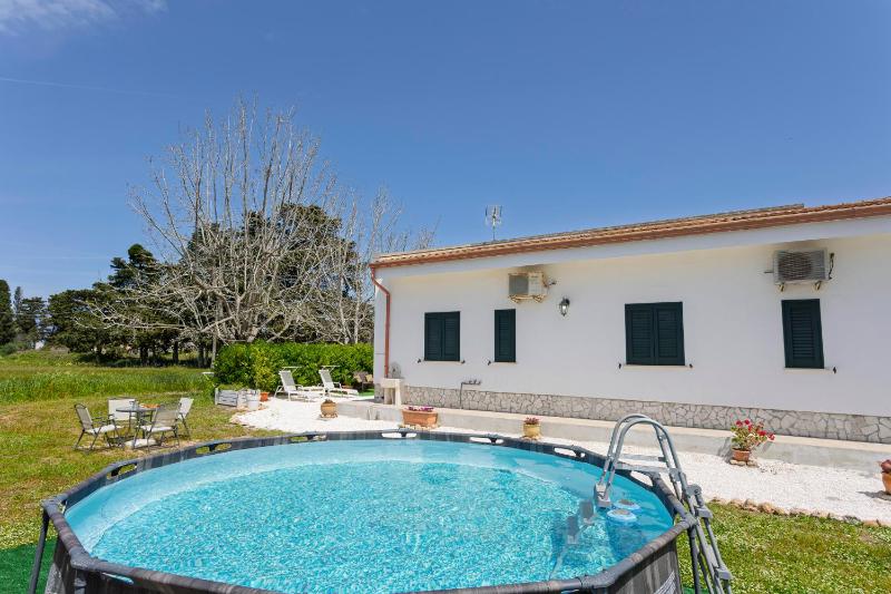 Villanna - Villa con piscina & splendido giardino