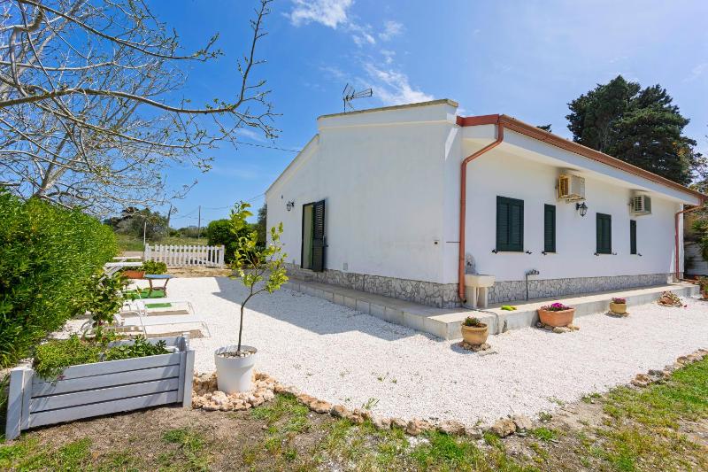 Villanna - Villa con piscina & splendido giardino