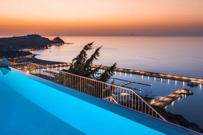 Villas d'Orlando - with private pool and sea view