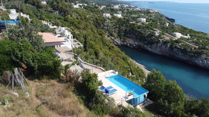 VILLE GIRASOLI "VILLA NELLA BAIA" with PRIVATE SWIMMING POOL