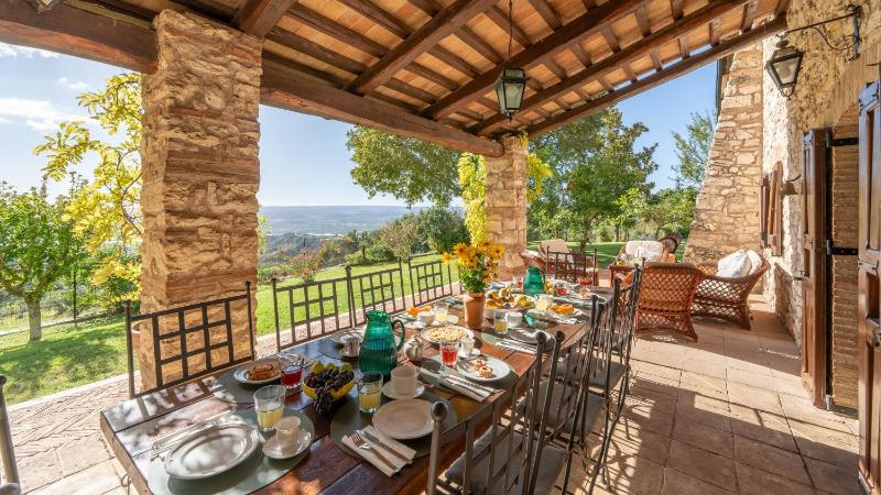 VISTA DEL LAGO 12, Emma Villas