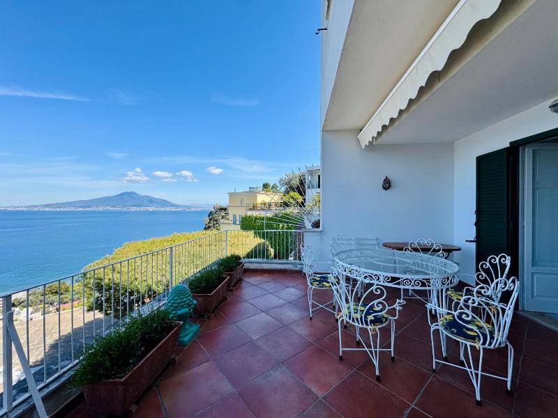 YourHome - Villa Ayala
