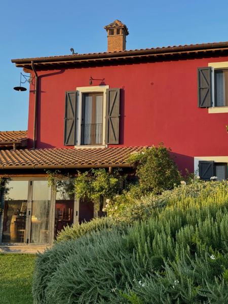 Agriturismo Re Tarquinio - agriturismo con piscina in Lazio