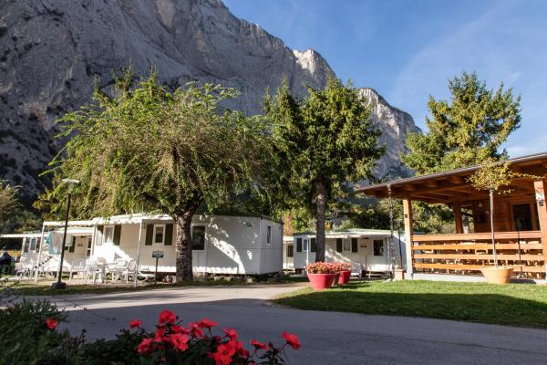 Camping Daino - camping con piscina in Trentino-Alto Adige