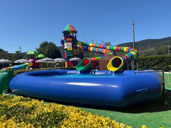 Camping River - camping con piscina in Liguria