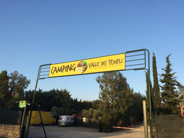 Camping Valle dei Templi - camping con piscina in Sicilia