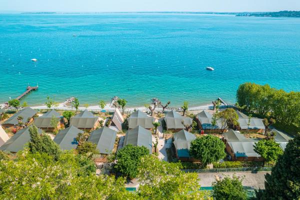 Camping Village Riva Blu - camping con piscina in Lombardia