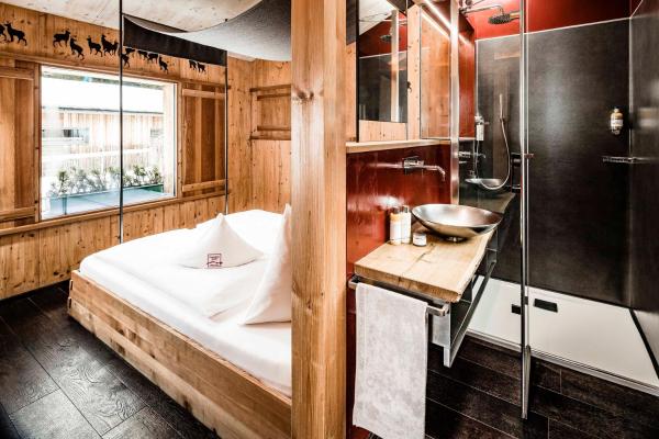 Caravan Park Sexten - camping con piscina in Trentino-Alto Adige