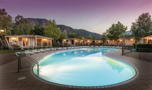 Il Borgo delle Arti - camping con piscina in Piemonte