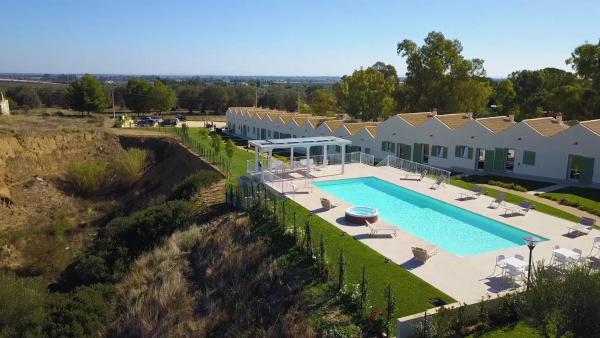 IL FILARO del Castello di San Basilio - agriturismo con piscina in Basilicata