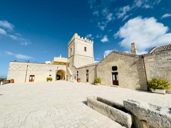 Masseria Torre Spagnola - agriturismo con piscina in Basilicata