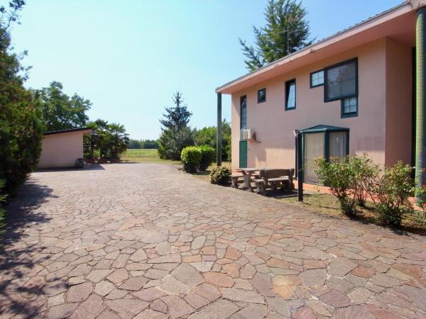 Società Agricola La Staccionata - agriturismo con piscina in Friuli Venezia Giulia Società Agricola La Staccionata - agriturismo con piscina in Friuli Venezia Giulia