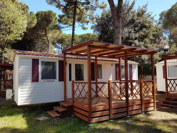 Victoria Mobilehome in Camping Mare e Pineta - camping con piscina in Emilia-Romagna