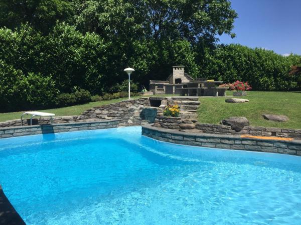 Villa Alice - villa con piscina privata​ in Piemonte