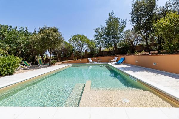 Villa Caterina - villa con piscina privata​ in Sardegna