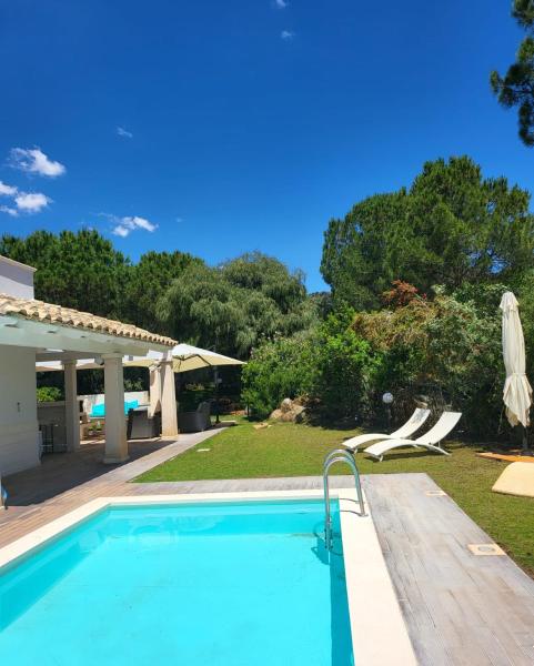 VILLA ERSILIA - villa con piscina privata​ in Sardegna
