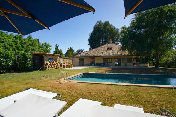 Villa Le Fate - tra mare e lago - villa con piscina privata in Lazio Villa Le Fate - tra mare e lago - villa con piscina privata in Lazio