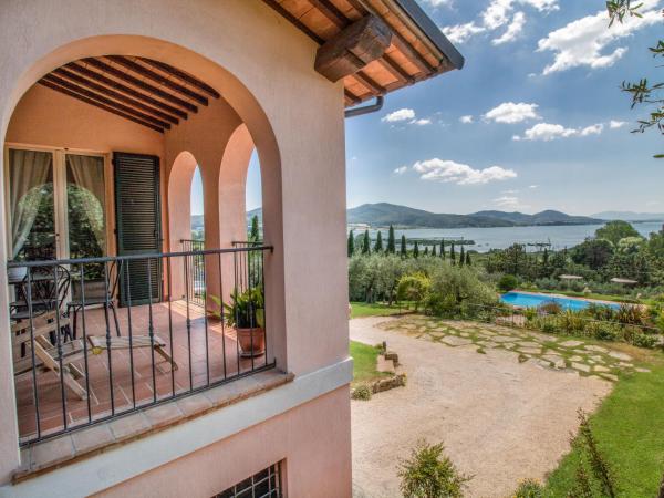 Villa Olindia by Interhome - villa con piscina privata​ in Umbria
