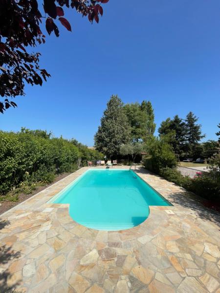 Villa Serena, con piscina, giardino, vicino al mare - villa con piscina privata in Marche Villa Serena, con piscina, giardino, vicino al mare - villa con piscina privata in Marche