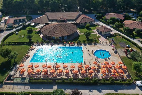 Villaggio Mare Verde - camping con piscina in Toscana
